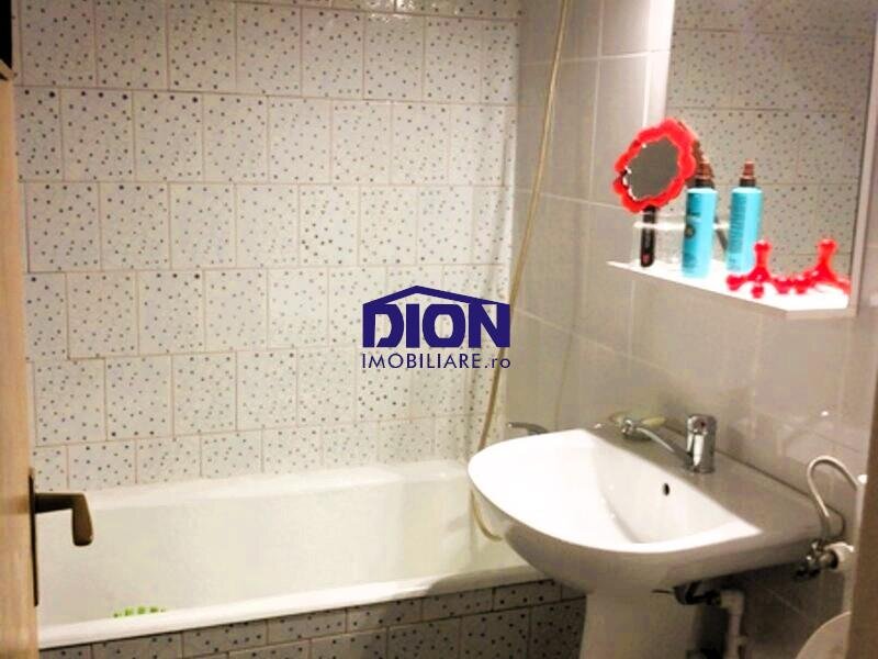 Ghencea colt cu Valea Oltului